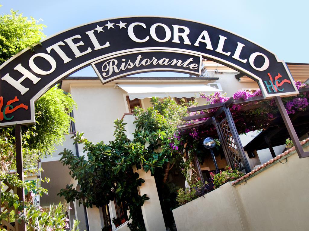 Hotel Corallo ポモンテ エクステリア 写真